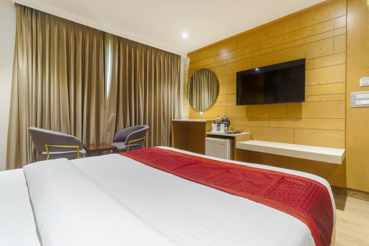 Hotel Bricks, Karol Bagh, New Delhi Exterior foto
